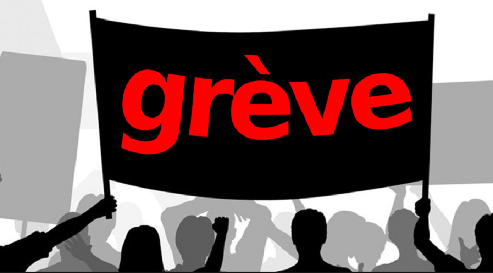 Haïti : des ouvriers manifestent pour un salaire minimum de 3 000 gourdes et dénoncent la vie chère Haïti : des ouvriers manifestent pour un salaire minimum de 3 000 gourdes et dénoncent la vie chère