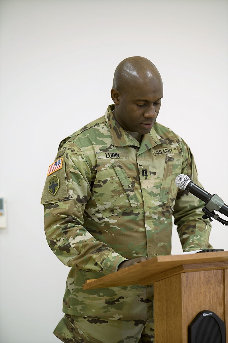 Un fils d’immigrants haïtiens promu US Army Capitaine devient le ...