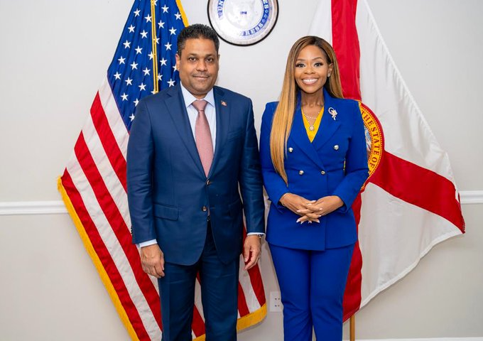 USA : Une élue démocrate de la Chambre accusée d’avoir détourné des fonds de FEMA doit faire face à un rare « procès » éthique USA : Une élue démocrate de la Chambre accusée d’avoir détourné des fonds de FEMA doit faire face à un rare « procès » éthique