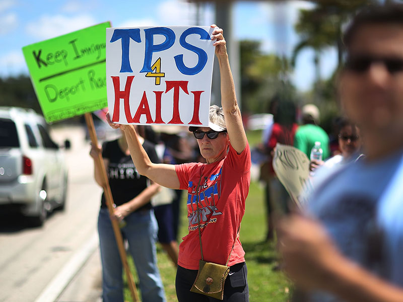 TPS : le DHS prolonge jusqu’au 1er juillet 2026 les permis de travail des Haïtiens, en attendant la décision de la Cour suprême TPS : le DHS prolonge jusqu’au 1er juillet 2026 les permis de travail des Haïtiens, en attendant la décision de la Cour suprême