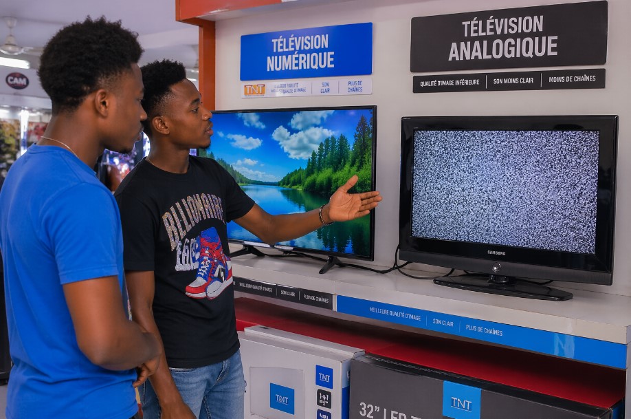 Haïti / Médias : Quotas de contenus pour les stations de radio et TV